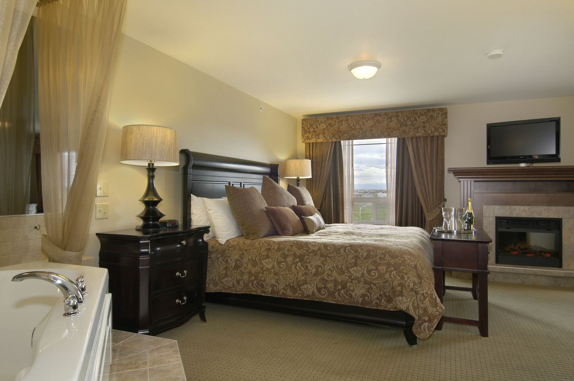 Ramada By Wyndham High River Exteriér fotografie